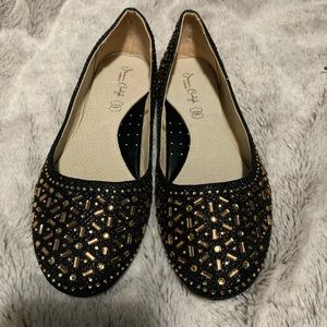 Jessica Carlyle flats